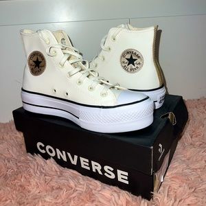 Platform Converse, Size 7, Color: White/Egret/Black